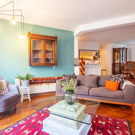 Apartamento Flat With Terrace Near Istiklal Street Estambul Exterior foto