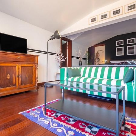 Apartamento Flat With Terrace Near Istiklal Street Estambul Exterior foto