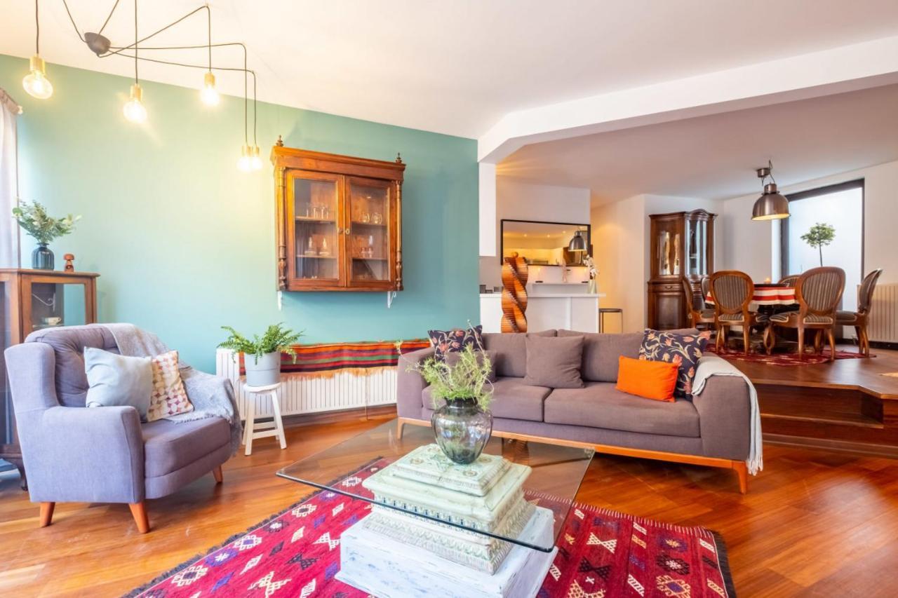 Apartamento Flat With Terrace Near Istiklal Street Estambul Exterior foto