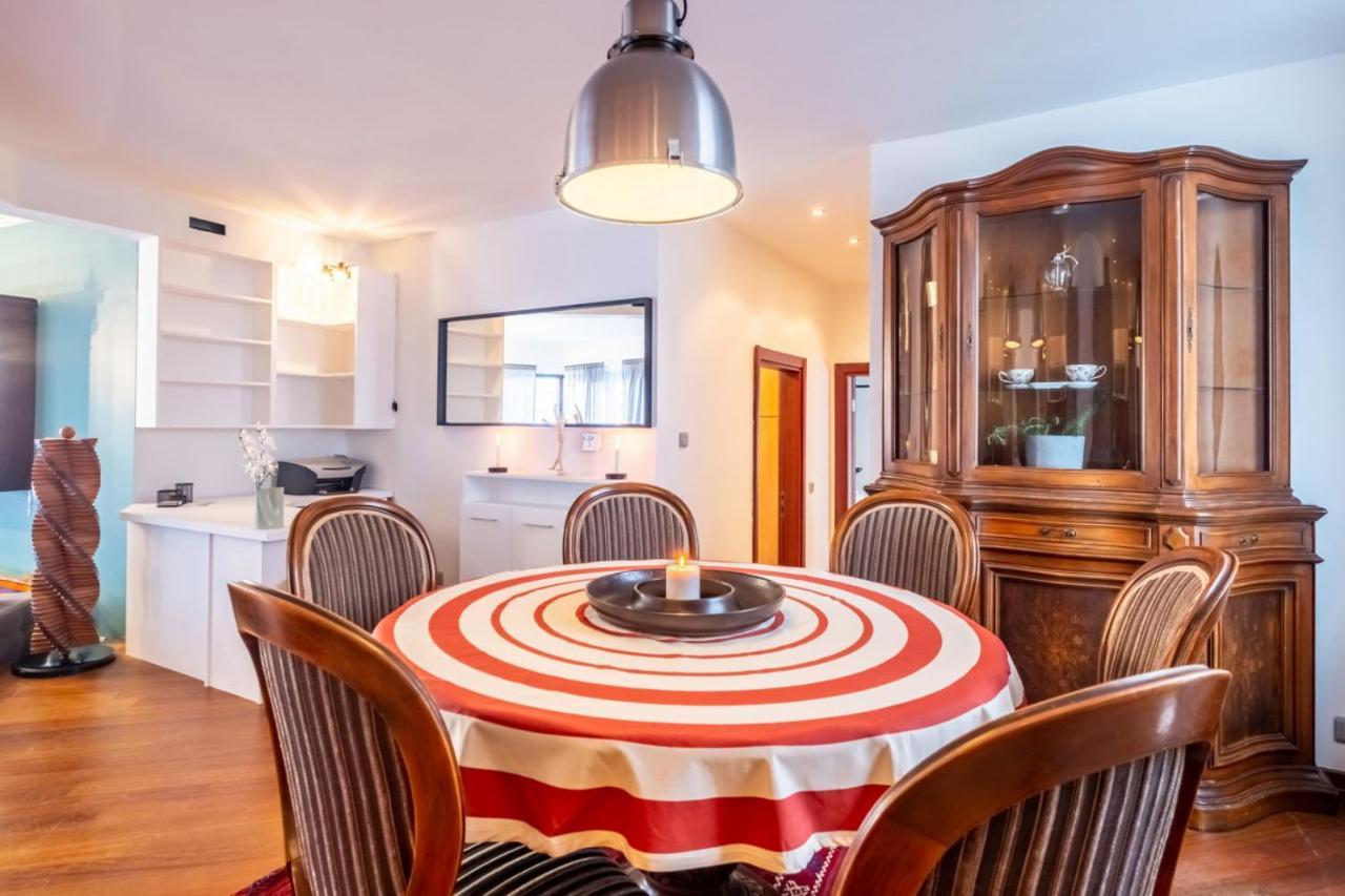Apartamento Flat With Terrace Near Istiklal Street Estambul Exterior foto